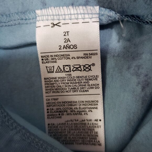 NWT‎ Old Navy Toddler Bike Shorts in Indigo Tie Dye Size 2T - Picture 4 of 6